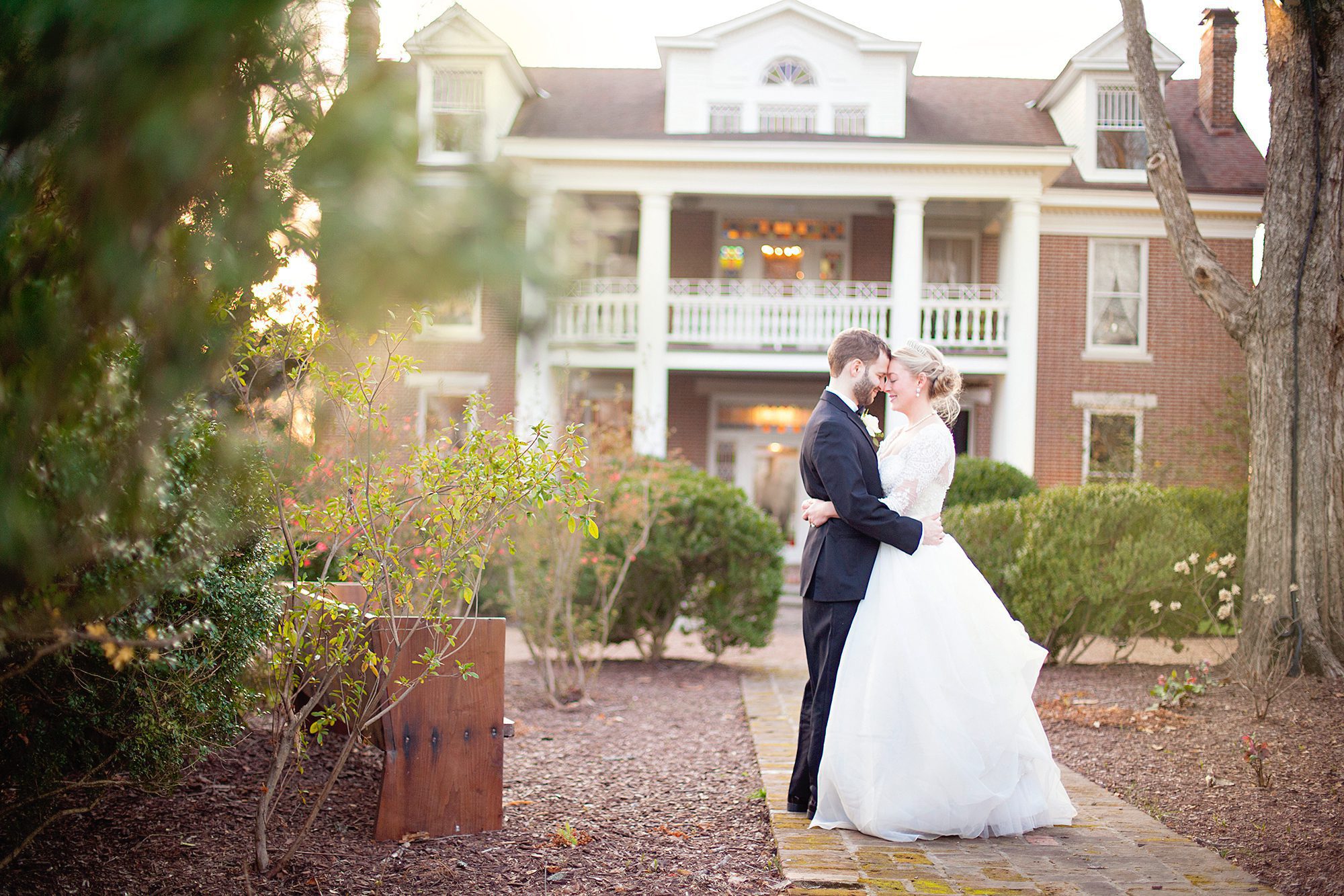 Bride and groom after wedding outside antebellum mansion at Homestead Manor in Thompsons Station, TN / Krista Lee Photography