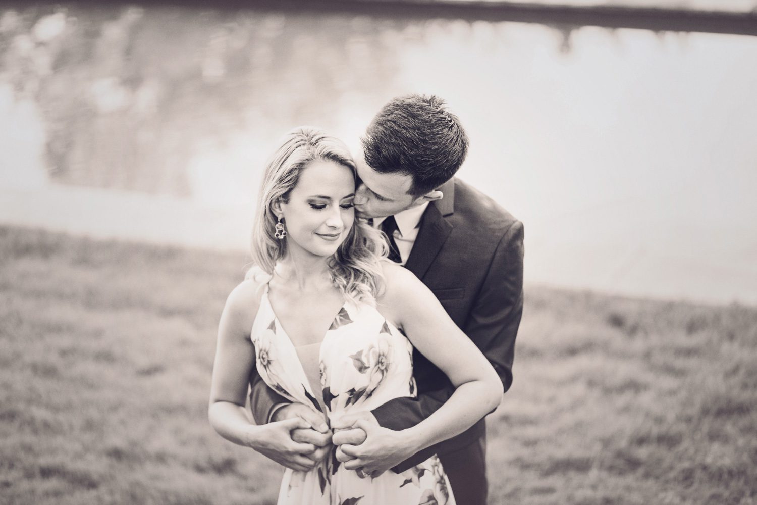 engagement session at cheekwood estate and gardens photo by krista lee photography