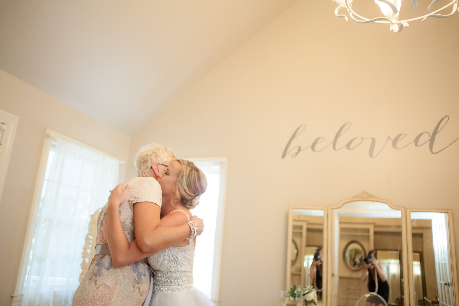Hugs :) Wedding photography at Cedarwood Weddings and Estate in Nashville, TN photography by Krista Lee Photography