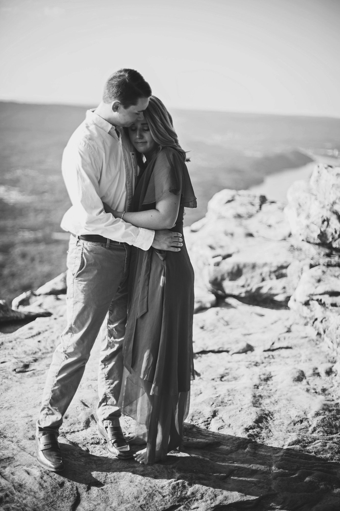 point park engagement session by rocky cliff chattanooga tn