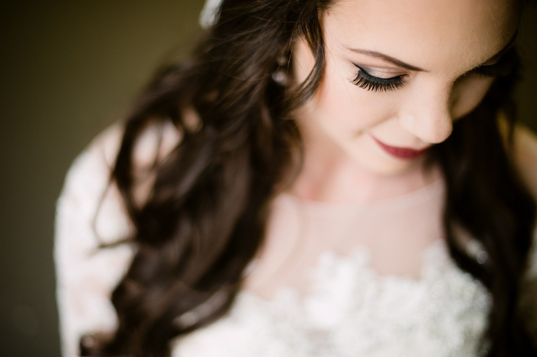 Nashville wedding photographer close up eyelashes detail of bride getting ready