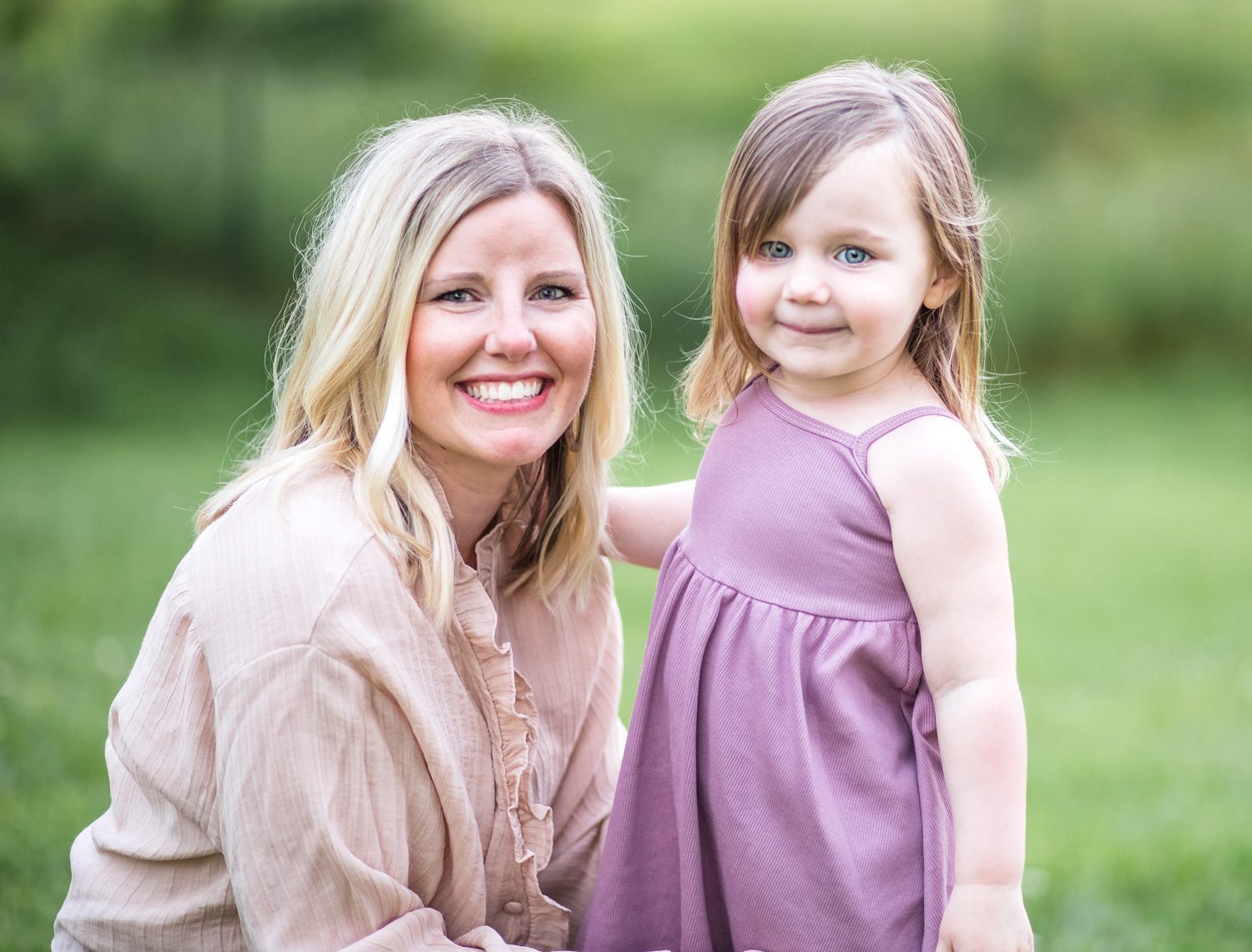 Mother and daughter outdoor portrait A&E Farm in College Grove TN