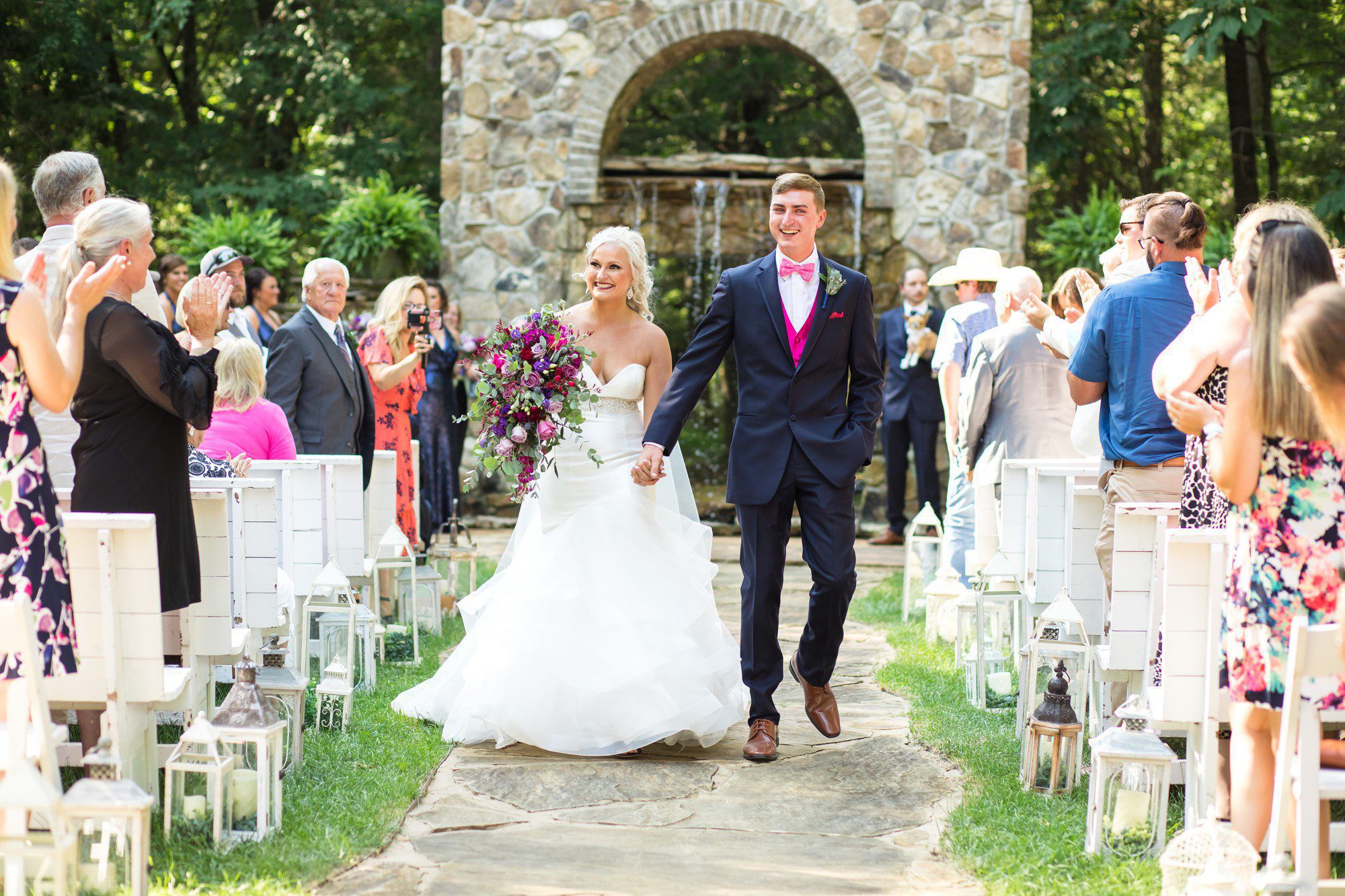 Outdoor southern summer wedding bride and groom 