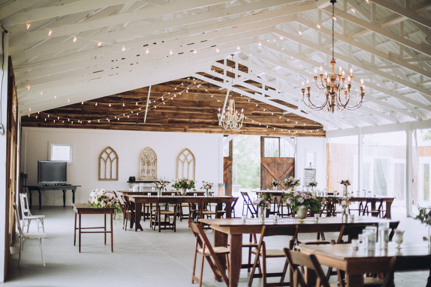 pavilion at Front Porch Farms TN for wedding reception 