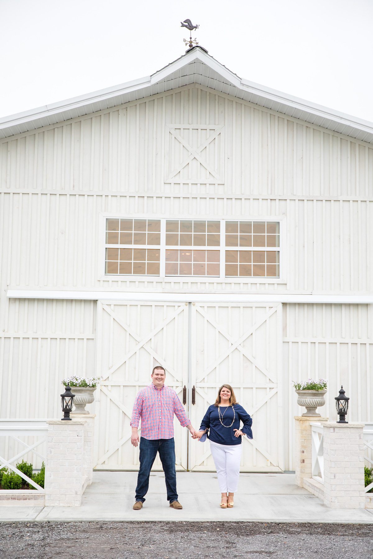 Rustic chic wedding engagement session at white dove barn in beechgrove tn