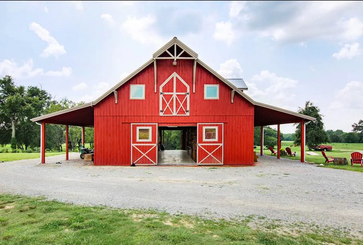 AirBNB for wedding guests in Nashville TN, this one is a beautiful rustic farm, about 30 minutes out of Nashville in Joelton